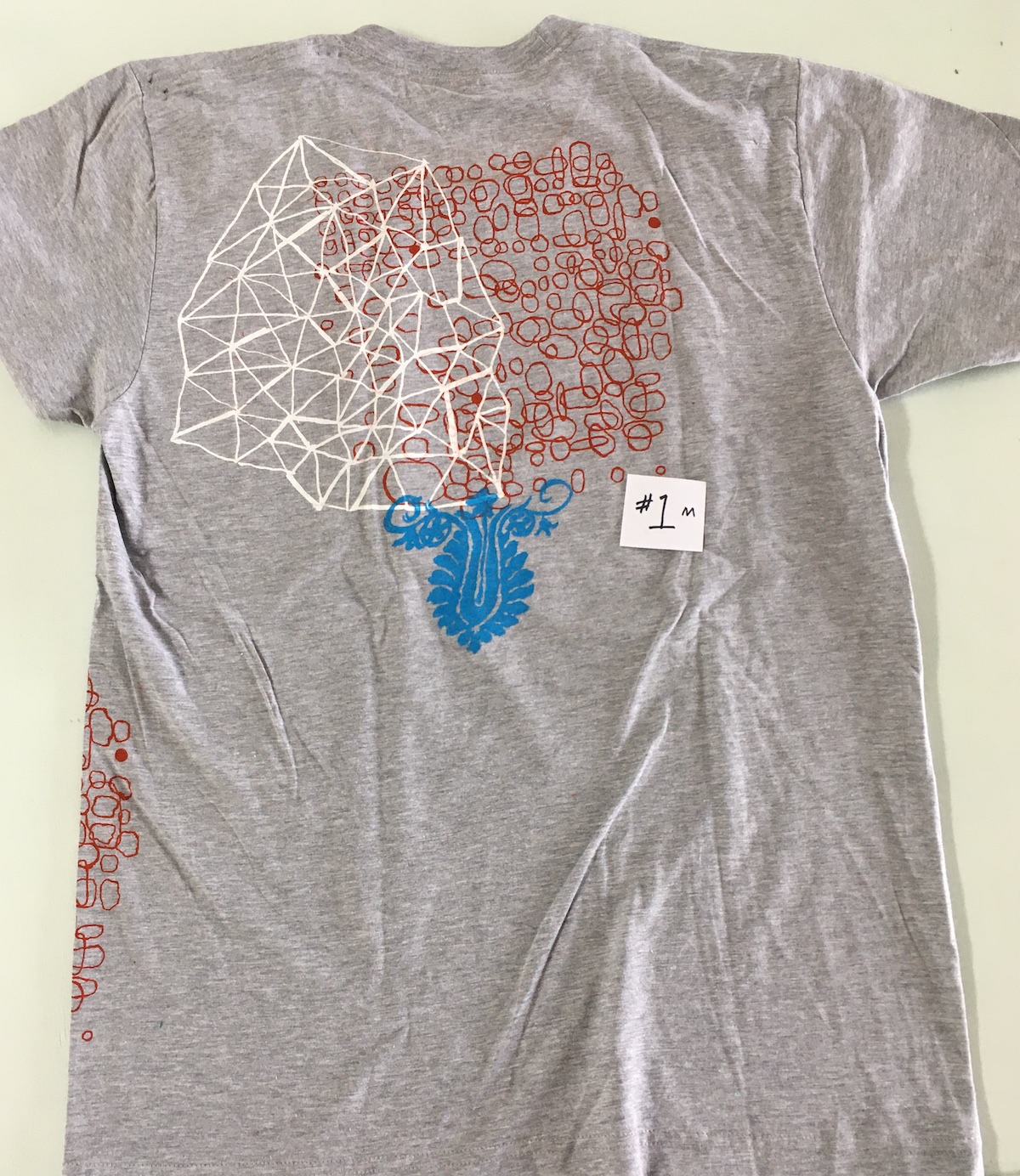 Grey Screenprinted T-Shirt #1 size: Medium - Image 2