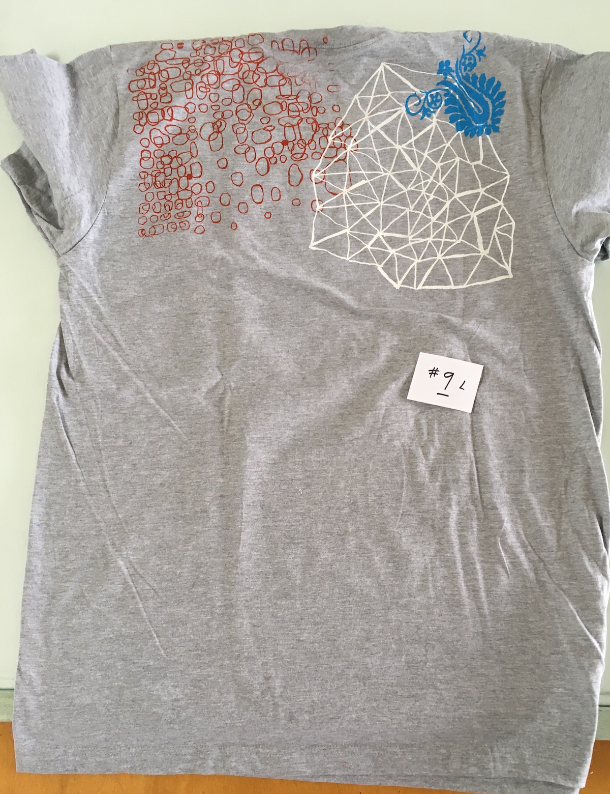 Grey Screenprinted T-shirt #9, size Large - Image 2