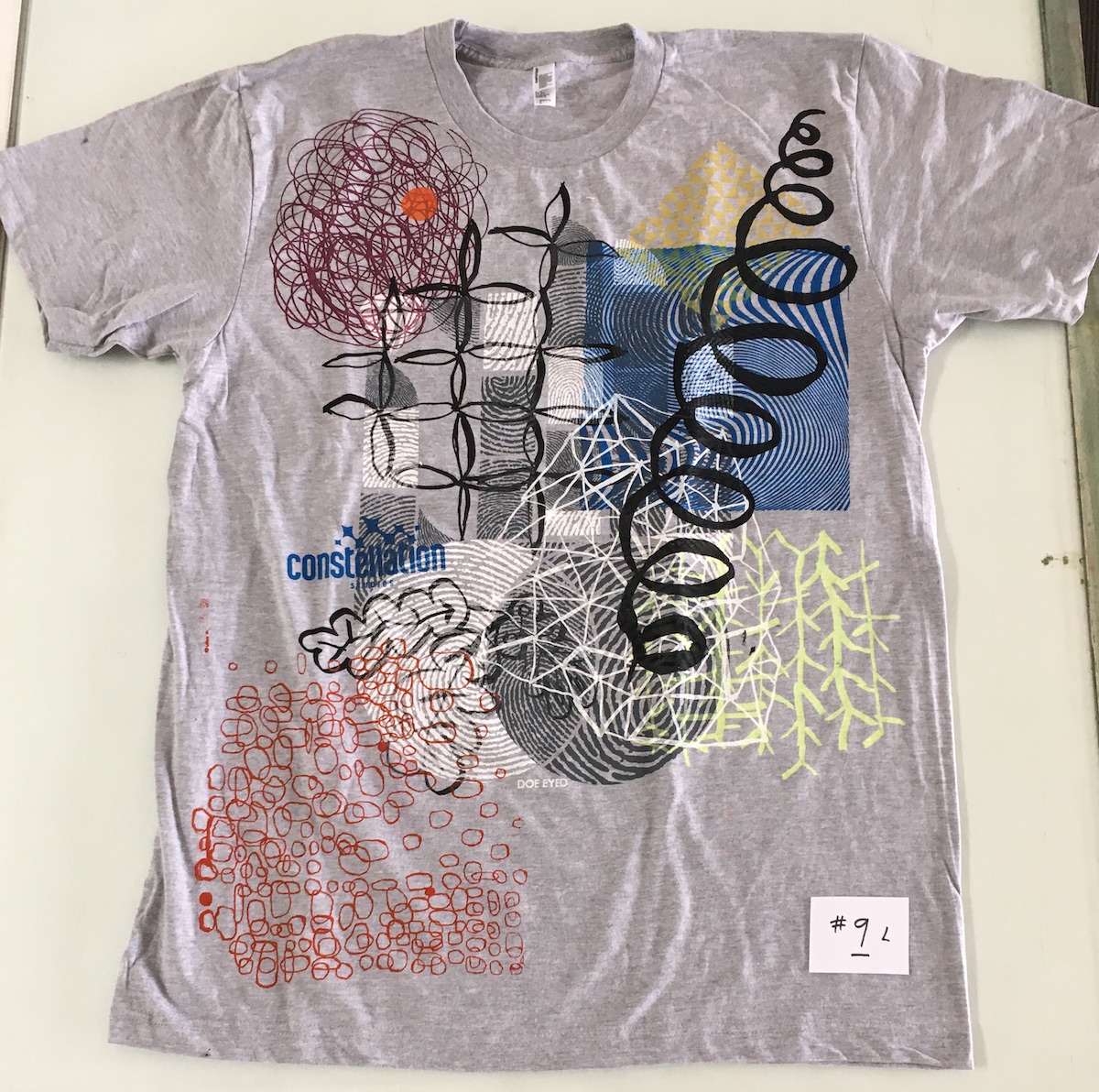 Grey Screenprinted T-shirt #9, size Large